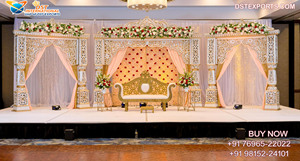 Scène de Mandap ouverte élégante avec piliers de style temple, thème Ganesha, scène de mariage hindou, décoration Roka de style Gujarati classique - Product Image 4