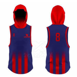 Ensemble maillot et short 7v7 haute performance en polyester respirant, design par sublimation, respectueux de l'environnement - Product Image 4