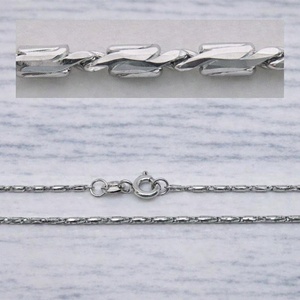 45cm 18K G750 UBS |   3,38 g de lueur dorée, un collier en or de 3,38 grammes, son jeu d'ombres et de lumières éblouissant. - Product Image 1