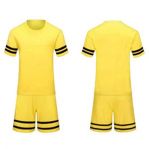 เสื้อฟุตบอลสไตล์เรโทร ดีไซน์วินเทจ ผลิตจากวัสดุที่ระบายอากาศได้ดี เหมาะสำหรับแฟนบอล นักเตะ และนักสะสม - Product Image 5