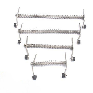Instrument vétérinaire pour soins animaux : Écarteur buccal vétérinaire durable pour chirurgie dentaire, examen et soins bucco-dentaires - Product Image 3