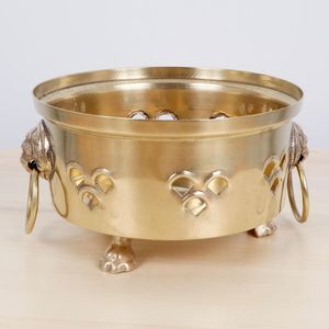 Jardinière élégante en métal pour plantes d'intérieur, au design contemporain et en matériaux de haute qualité - Product Image 5