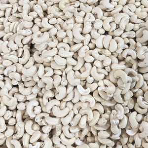 Wholesale Cashew W320 Cashew <b>Nuts</b> Cheap Price, OEM ODM Packaging Santigo - Product Image 1