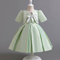 Robe de demoiselle d'honneur élégante en satin vert écologique pour bébé, enfant en bas âge et enfant, avec manches courtes et appliques en dentelle, style princesse pour fête et bal
