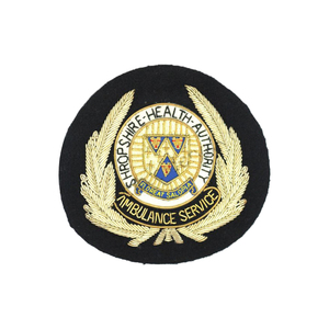 Badges d'uniforme brodés sur mesure OEM ODM faits à la main, badges en fil de soie 3D - Product Image 1