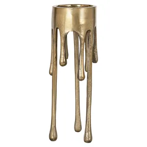 Juego de 3 Portavelas Metálicos Decorativos Navideños Vintage, Hechos a Mano, con Acabado Dorado y Grabado a Mano, de Alta Calidad - Product Image 2