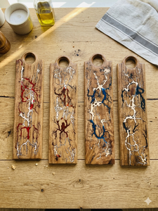 Planche à découper en bois massif avec résine brûlée effet fractal |   Planche à découper en bois |   Planche à découper en bois indien - Product Image 3