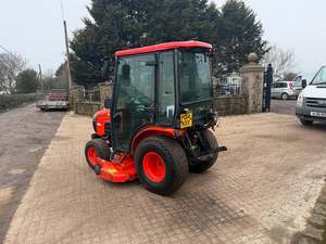 Precio de Fábrica de Alta Calidad para Mini Tractor B2350 25HP 4WD COMPACTO, Tractor Agrícola con Transmisión por Engranajes, Garantía de 3 Años - Product Image 2