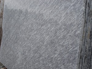 Losas y Azulejos de Granito Blanco Luna de Primera Calidad, Acabado Pulido, Mate y Flameado, Ideal para Encimeras de Cocina, Tocadores y Pisos - Product Image 5