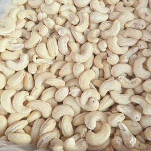 Offre Spéciale : Noix de cajou brutes WW180, WW240, WW320, LP India – Prix Raisonnable - Product Image 1