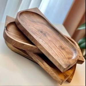 Plato de Madera Ecológico en Forma de Árbol, Pintado a Mano, para Servir Alimentos, Tabla Artesanal para Charcutería y Postres - Product Image 3