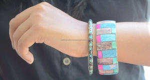 Mancuernillas y Brazalete de Cuerno de Búfalo Pulido, Hechos a Mano por Artesanos Indios, Diseño Moderno, Regalo de Boda de la India - Product Image 2