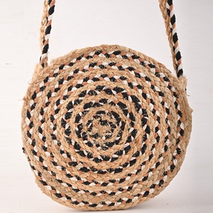 Bolso Bandolera de Yute Estilo Bohemio Ecológico para Mujer, Diseño Cruzado TYNTRA, Tendencia 2026, Ideal para Fiestas en la Playa - Product Image 1