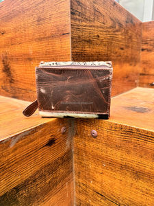 Portefeuille pour femme en cuir de vachette véritable et cuir usiné Offre Spéciale cuir occidental à trois volets Porte-cartes Porte-cartes Organisateur Portefeuilles - Product Image 3