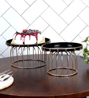 Support à gâteau artisanal en fer forgé Unicorn Handicrafts, 1 pièce, réutilisable, finition dorée, finition noire, plateau, passe au lave-vaisselle, vaisselle de service