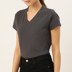 T-shirt Femme Col V Manches Longues Qualité Supérieure Coupe Classique Respirant Style Urbain Moderne Finitions en Dentelle Sérigraphie Douce - Product Image 1