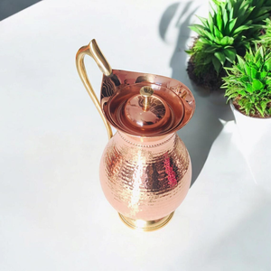 Pichet à eau artisanal en cuivre martelé avec couvercle – Carafe de service élégante et vintage pour la maison, l'hôtel, le restaurant et les fêtes - Product Image 2