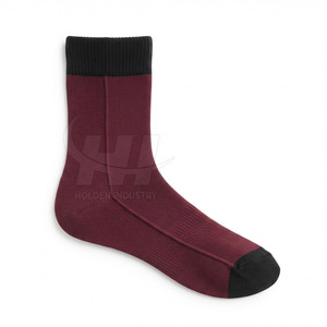Chaussettes de sport en gros, mélange de coton doux, design discret, tissu absorbant la transpiration, ajustement flexible, pour la course et le fitness - Product Image 3