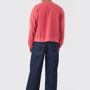 เสื้อสเวตเชิ้ตคอกลมผู้ชาย สีแดง ผ้าฝ้ายถัก สวมใส่สบาย พิมพ์ลายพวงดอกไม้เพชรด้านหน้า ทรงปกติ ใส่ได้ในฤดูใบไม้ร่วง - Product Image 4