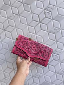 Combo de bolso de mano con flecos y embrague Herramientas de tallado hechas a mano Bolso de Honda de alta calidad Bolsos y billetera con estilo occidental - Product Image 4