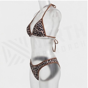 Ensemble bikini 2 pièces imprimé léopard avec haut dos nu et bas hipster contrastés pour femme - Product Image 3
