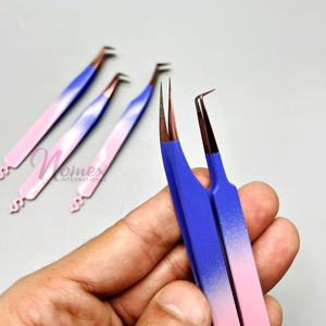 Juego de Pinzas para Extensión de Pestañas de Alta Calidad, Ligeras, Antibacterianas, con Recubrimiento en Polvo de Dos Tonos, Color Oro Rosa - Product Image 4