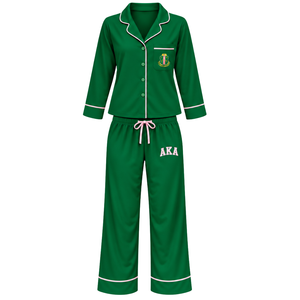   Conjunto de Pijama con Hojas de Hiedra Verdes para Mujer, con Bordado de Escudo Griego, Camiseta de Manga Larga con Botones y Pantalones de Pijama de Corte Holgado - Product Image 1