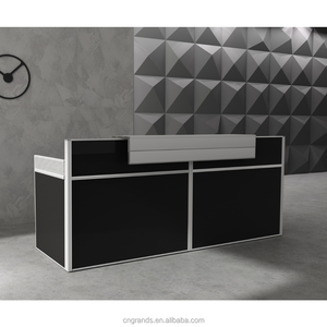 طاولة استقبال مستقيمة فاخرة مخصصة للمستشفيات/المكاتب/مراكز التسوق/الردهات/المتاجر بإطار من الألومنيوم مع الزجاج والفولاذ - Product Image 2