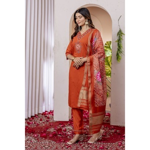 Ensemble élégant Kurti, pantalon et dupatta pour femmes - Product Image 4