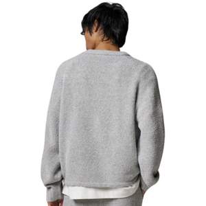 เสื้อสเวตเตอร์ถักลาย Boucle สีเทาอมน้ำตาล แขนเสื้อแบบแร็กแลน คอกลม นุ่มสบาย สไตล์ลำลองสำหรับผู้ชาย ทรงพอดีตัว อุ่นสบาย ทันสมัย เหมาะสำหรับฤดูหนาว - Product Image 5