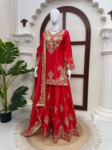 Costume Salwar traditionnel exclusif pour femmes, de style indien et pakistanais, disponible au meilleur prix auprès d'un exportateur indien - Product Image 2