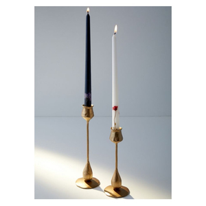 Candelabro de Hierro Forjado a Mano con Detalle de Nudo Único, Diseño Brutalista, Soporte de Metal con Trípode para el Hogar de Lujo - Product Image 2