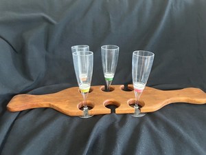 Organisateur de verres à vin en bois et plateau de service pour les soirées cocktails et les divertissements à domicile - Product Image 5