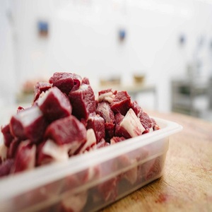 Carne de Res Congelada al Vacío IQF Natural, Cortes de Carne Cuidadosamente Seleccionados, Sabor Rico, Textura Tierna, Ideal para Cocinar, Asar, Rostizar y Guisar - Product Image 2