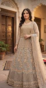 Lehenga Choli de mariée rose avec broderie dorée, robe de mariage traditionnelle longue pour femmes, Inde Pakistan, broderie riche - Product Image 2