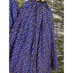 Lehenga seda cruda bordado pesado diseñador color azul elegante - Product Image 2