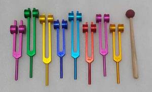 Diapasón Neurológico de Aleación de Aluminio para Sanación, Disponible en Diferentes Colores, con Código de Color para Chakras, Ponderado, Médico y Quirúrgico - Product Image 2