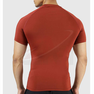 Camiseta de compresión para entrenamiento de hombres, ropa deportiva elástica para gimnasio, correr y sesiones de entrenamiento, ropa deportiva activa para hombres, camiseta de compresión. - Product Image 5