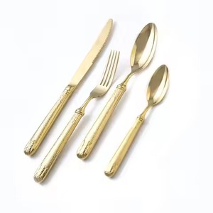 ชุดช้อนส้อมทองเหลืองหรูหรา สง่างาม สำหรับรับประทานอาหาร ชุดอุปกรณ์บนโต๊ะอาหารที่มีสไตล์ เหมาะสำหรับงานแต่งงาน - Product Image 1