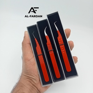 Pinzas para Extensión de Pestañas Recién Llegadas, Recubrimiento en Polvo Rojo, Curvatura Fuerte de 45 y 90 Grados, con Cajas de Cartón - Product Image 1
