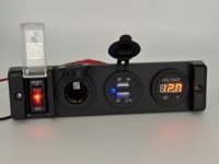 Panel de Interruptores con Reinicio Automático, Doble Puerto USB y Tomas de Corriente Auxiliares de 12V para Autos, Camiones, Barcos y Autocaravanas
