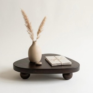 Plateau décoratif en bois ovale minimaliste personnalisable avec pieds en boule pour l'exposition de plantes - Product Image 5