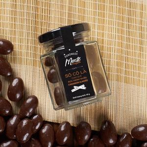 Chocolate de Primera Calidad LEGENDARY CHOCOLATIER Vietnam Dragees, Almendras Cubiertas de Chocolate con Sabor a Canela, Frasco de 40g para Distribución - Product Image 3