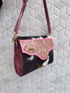 Nuevo bolso de hombro de cuero vacuno genuino, hecho a mano, estilo gitano bohemio, con cierre de solapa. - Product Image 4