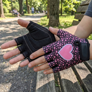 Gants de cyclisme demi-doigts unisexe en polyester à motif cœur rose pour l'été avec fermeture auto-agrippante - Product Image 5