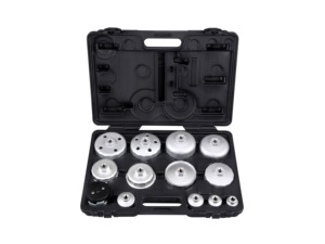 Vehicle Tools for Car Oil Service - Product Image 1