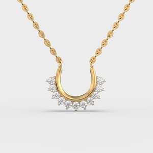 Collar Clásico con Colgante de Herradura en Oro Amarillo con Diamantes Redondos de Corte Brillante Engastados en Cadena Figaro, Unisex para Uso Diario - Product Image 1