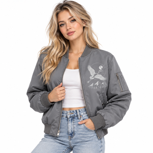 Großhandel Damen MA1 Bomberjacke mit Individuellem Logo Bedruckt Winddichte Bomberjacke Weiche Nylon-Hülle Damen MA1 Fliegerjacken - Product Image 2