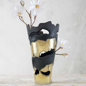 Florero de Metal Simple y moderno más vendido, maceta resistente hecha a mano de estilo europeo contemporáneo para decoración del hogar y la boda - Product Image 1