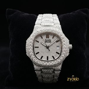 Reloj de Lujo para Hombre con Incrustaciones de Moissanita, Personalizado en Acero Inoxidable con Diamantes, con Indicador de Fecha, Estilo Hip Hop - Product Image 5